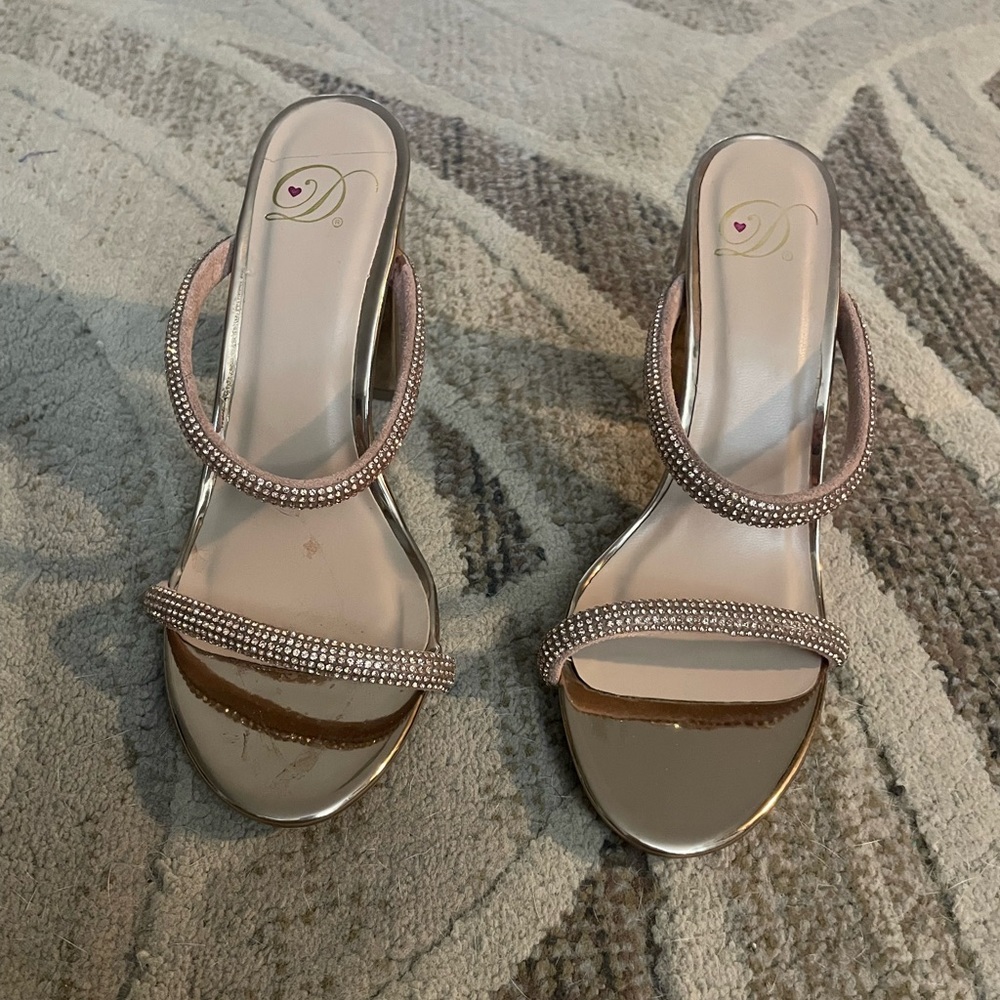 Delicious heels